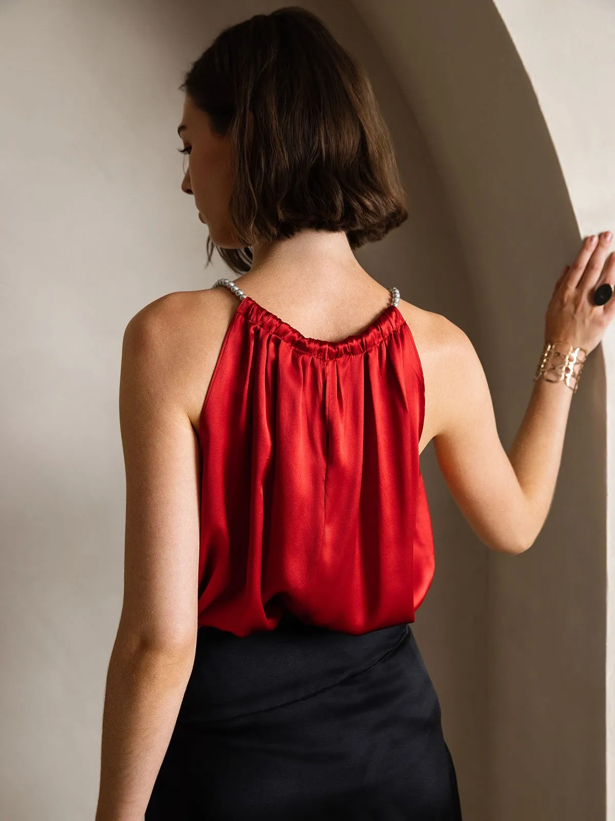 19Momme Silk Elegant Off-the-Shoulder Tank Top