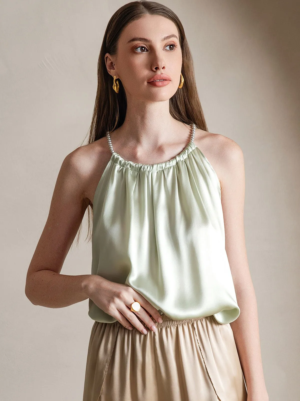 19Momme Silk Elegant Off-the-Shoulder Tank Top