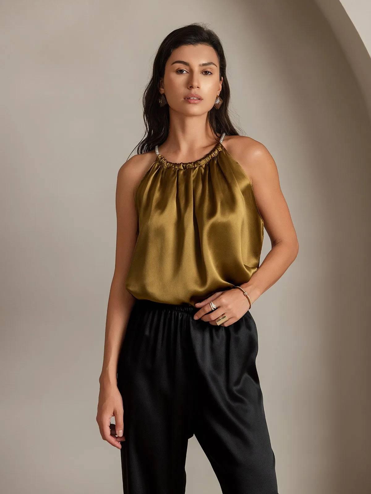 19Momme Silk Fashionable Off-Shoulder Top