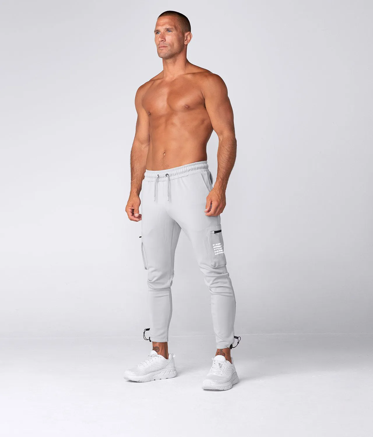 8700 . Momentum Regular-Fit Jogger - Grey