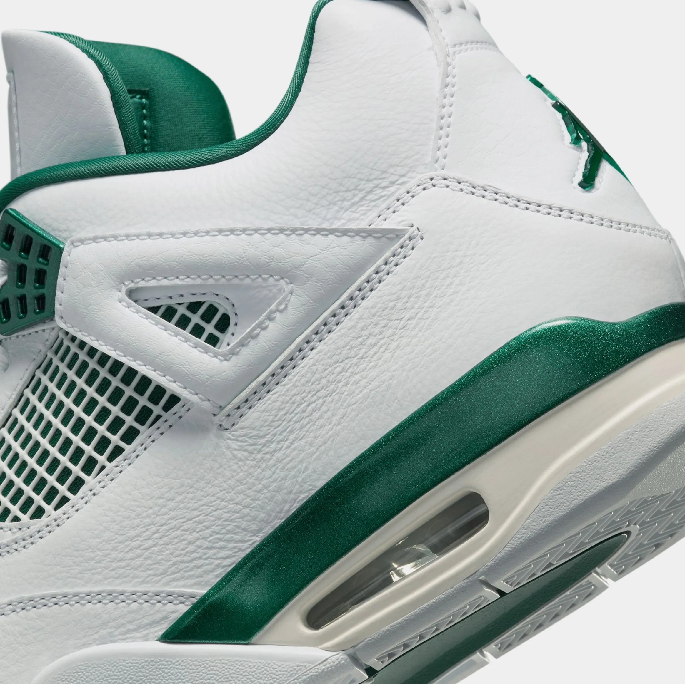 Air Jordan 4 Retro Oxidized Green Mens Lifestyle Shoes (White/Oxidized Green/White/Neutral Grey)