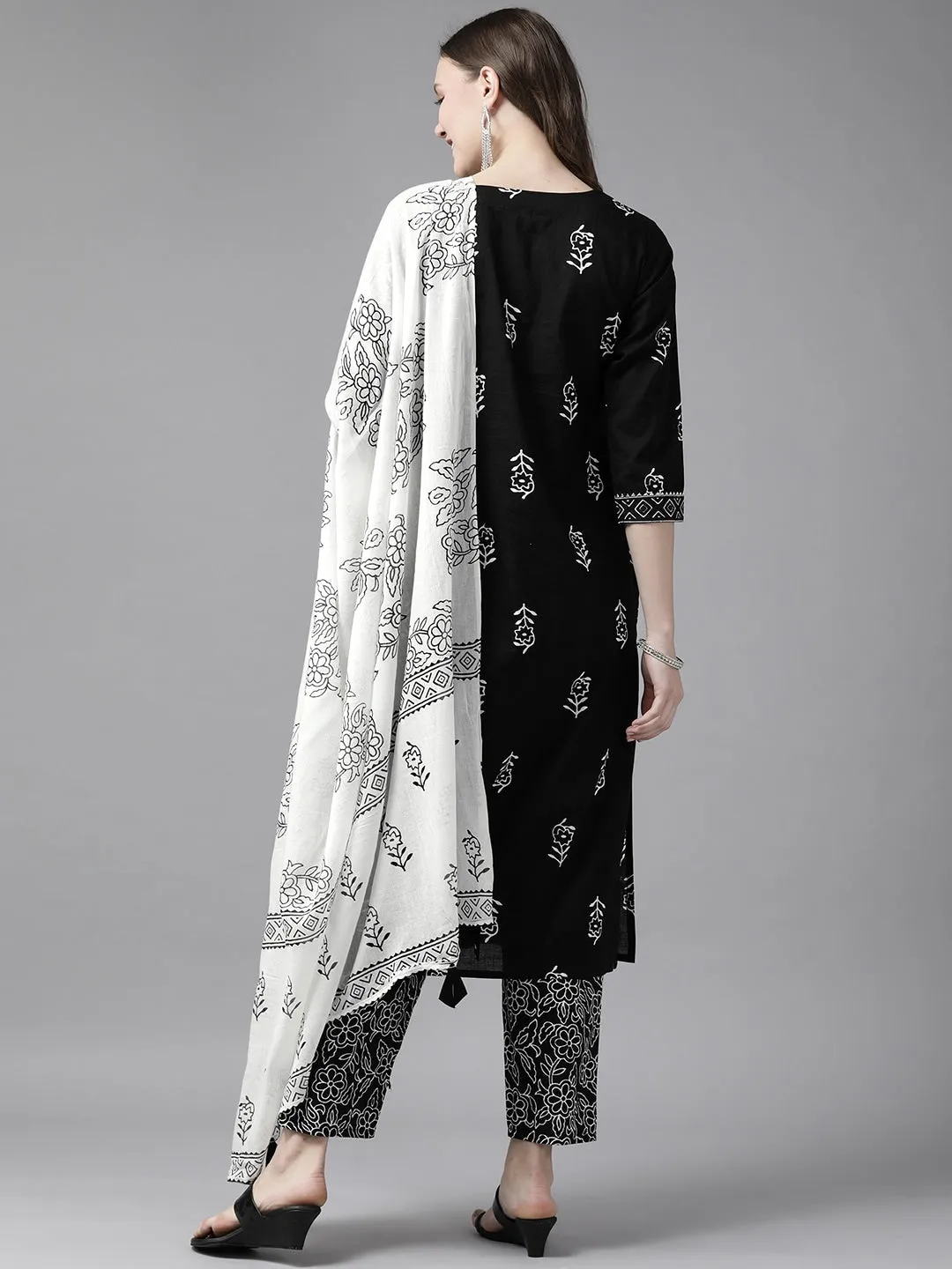 Black & White Printed Dupatta Set