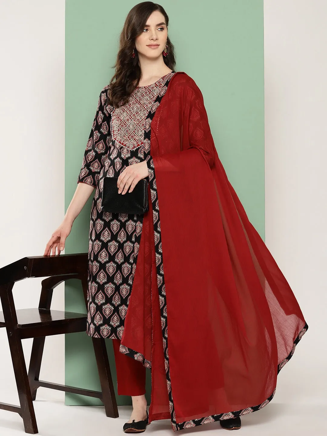 Black Ethnic Motifs Regular Pure Cotton Kurta With Trousers & With Dupatta Set