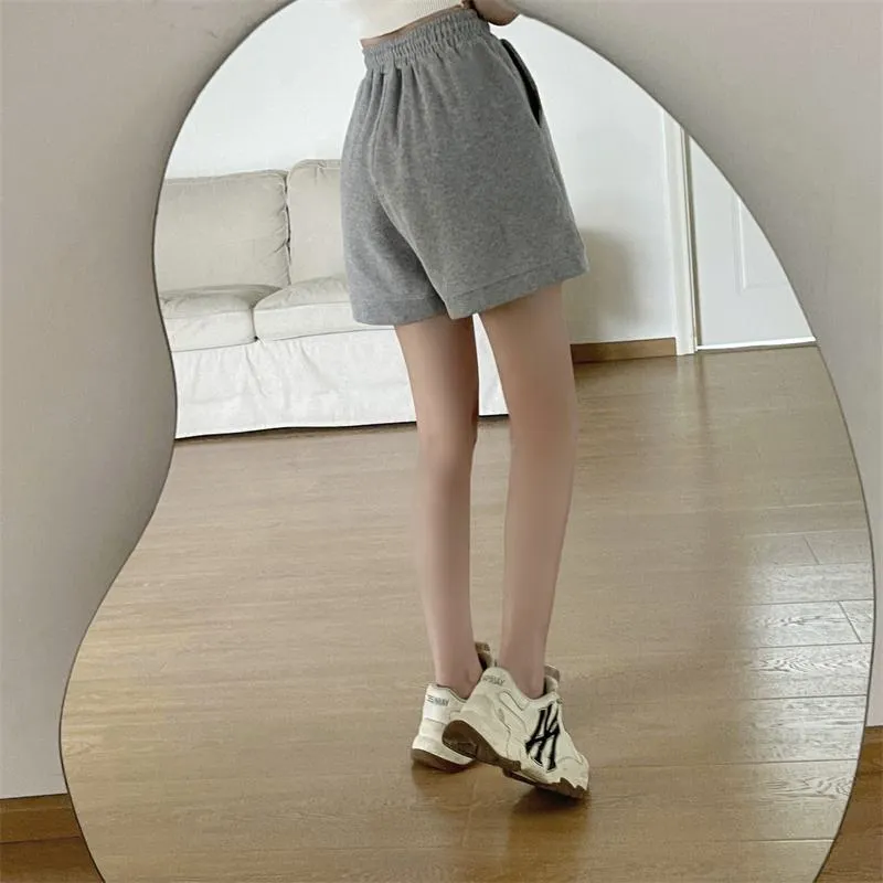 Casual Loose Fit Cotton Pocket Wide-Leg Elastic Shorts