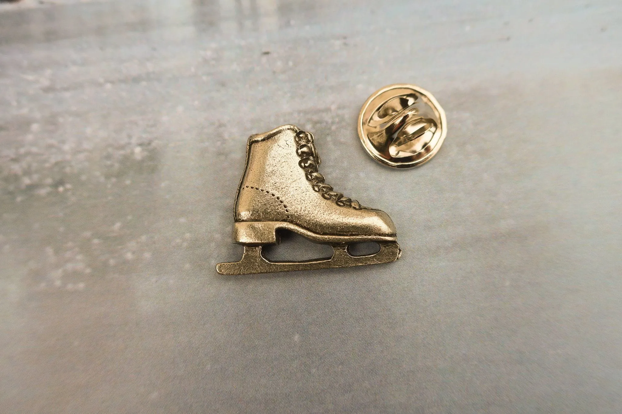 Figure Skate Lapel Pin