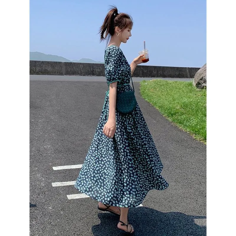 Gentle Retro Niche Floral Print French Style Dress