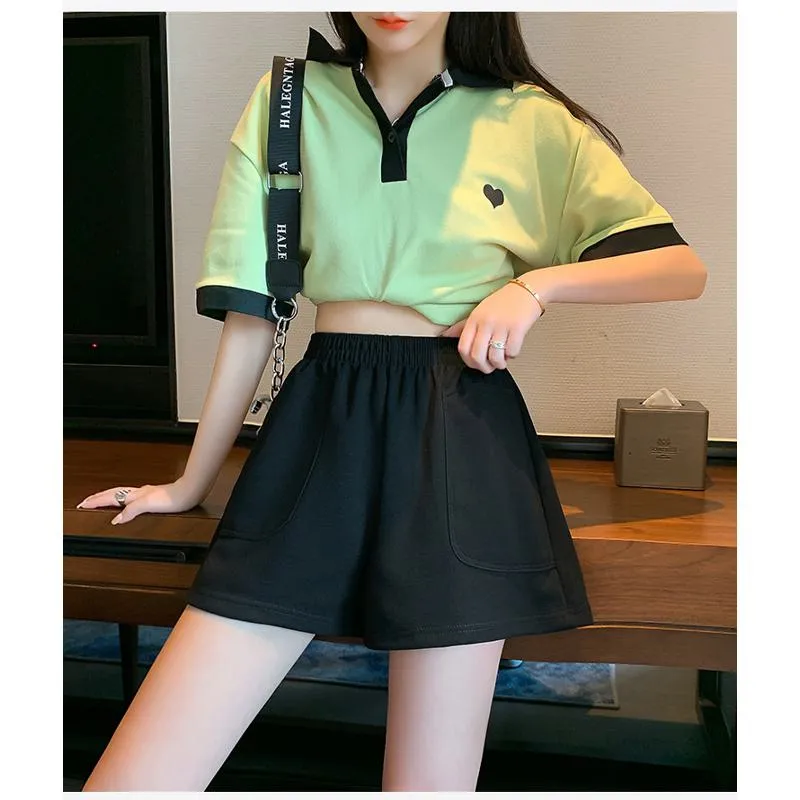 Loose-Fit Casual High-Waisted Sports Chic Worn Outside Running Shorts