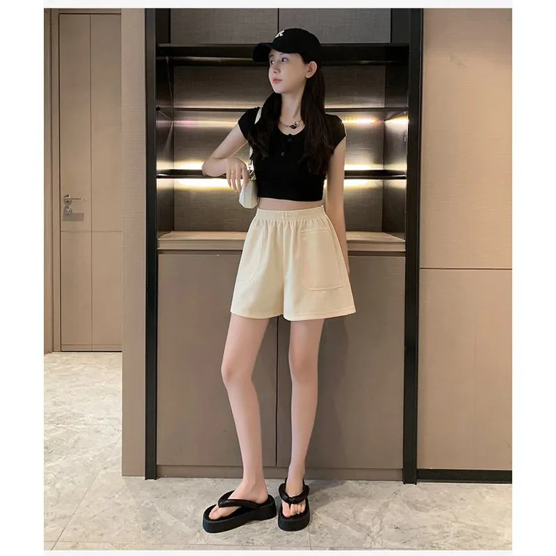 Loose-Fit Casual High-Waisted Sports Chic Worn Outside Running Shorts