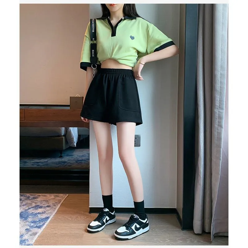 Loose-Fit Casual High-Waisted Sports Chic Worn Outside Running Shorts