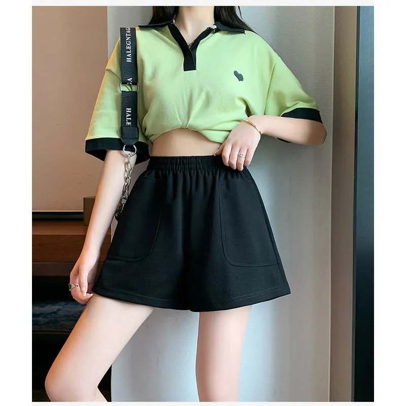 Loose-Fit Casual High-Waisted Sports Chic Worn Outside Running Shorts