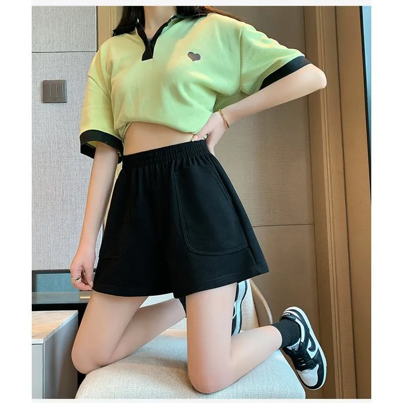 Loose-Fit Casual High-Waisted Sports Chic Worn Outside Running Shorts