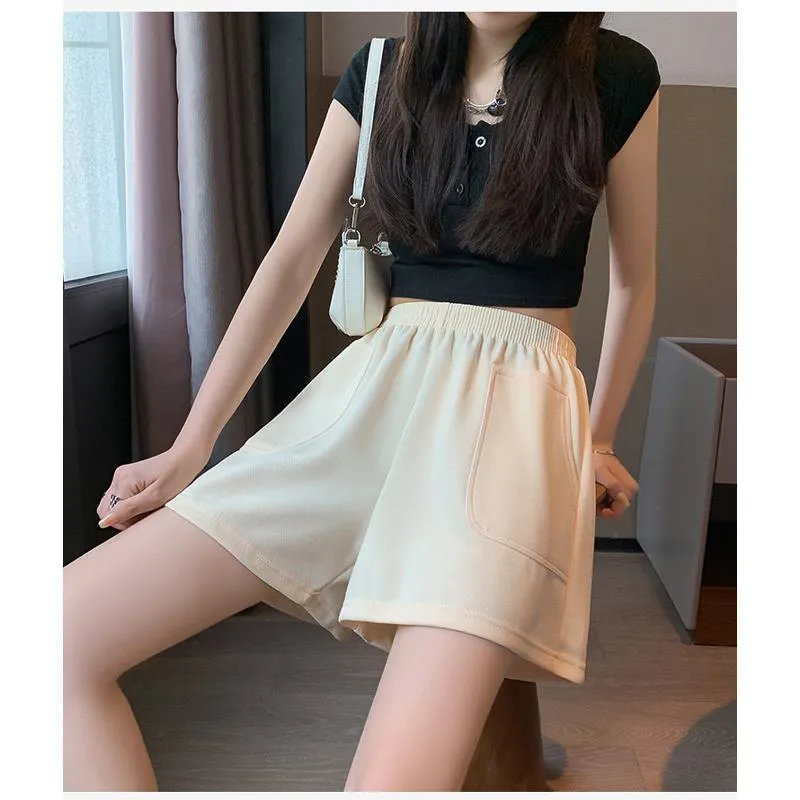 Loose-Fit Casual High-Waisted Sports Chic Worn Outside Running Shorts