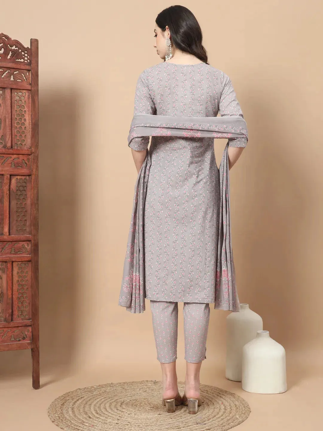 Mauve Ethnic Motifs,Thread_Work Straight Kurta Trouser And Dupatta Set