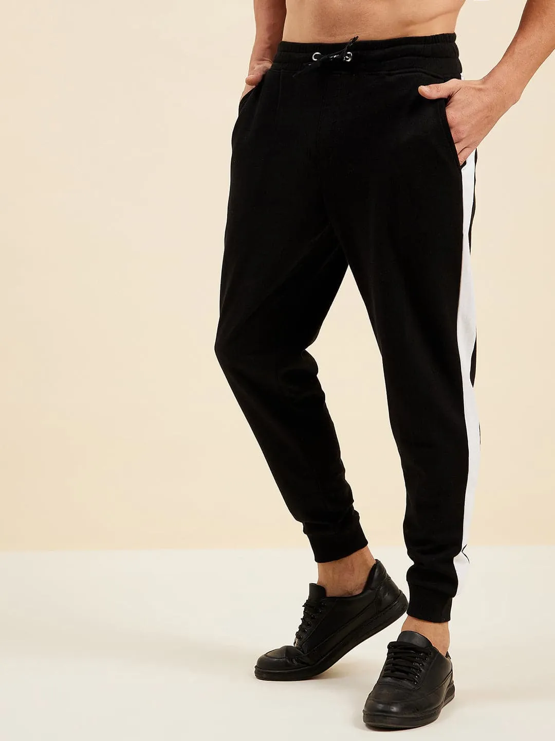 Men Black Relax Fit Side Tape Joggers