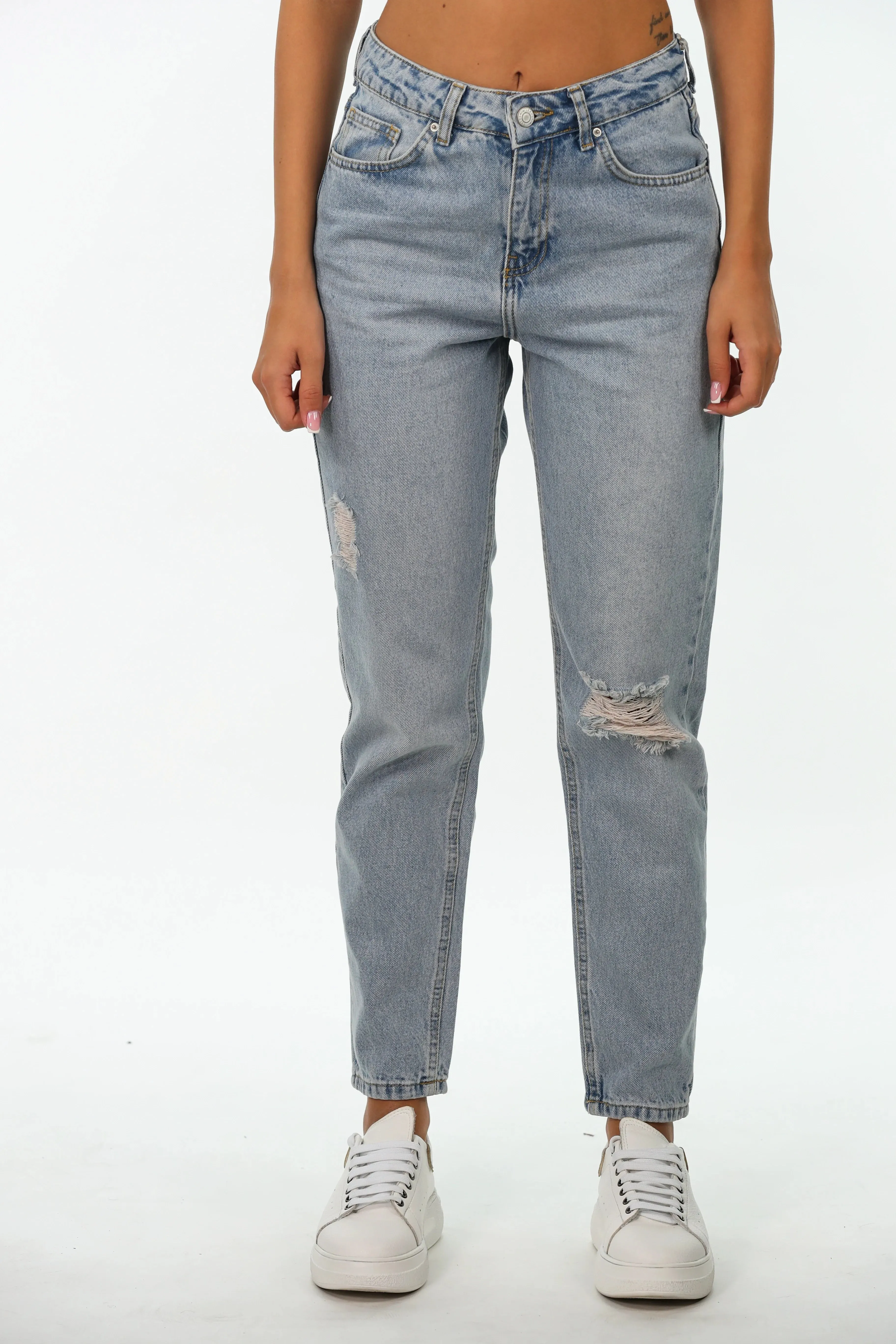 Mom Fit Light Blue Knee Ripped Jeans