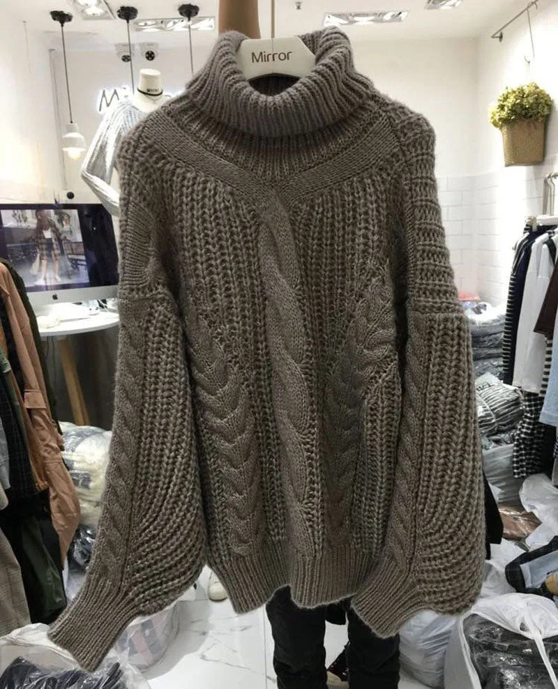 PENELOPE Thick Turtleneck Sweater