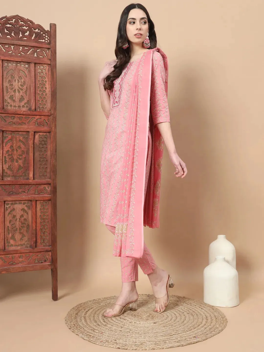 Pink Ethnic Motifs,Thread_Work Straight Kurta Trouser And Dupatta Set