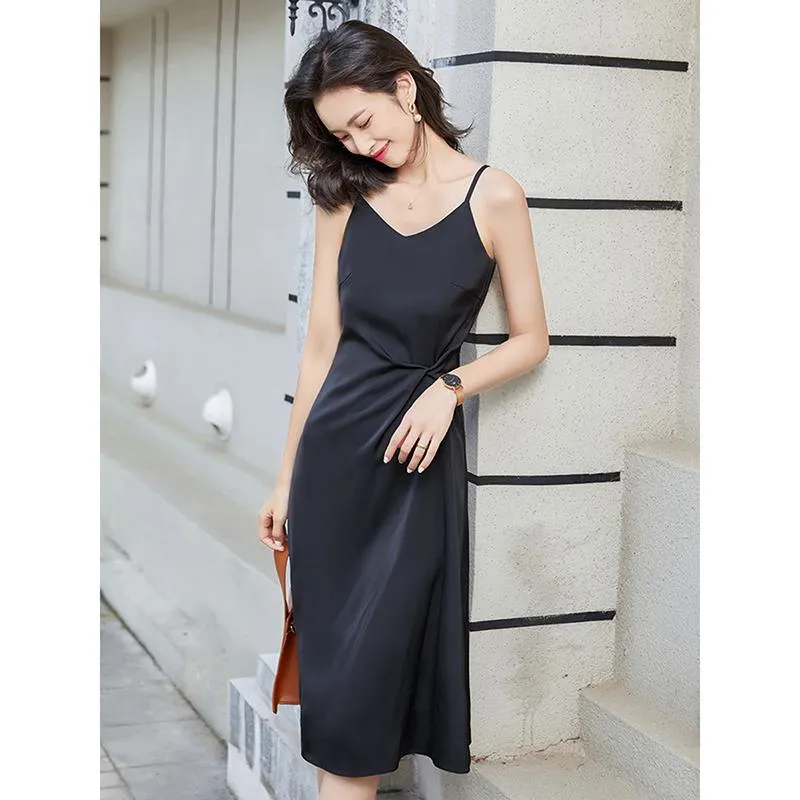 Slimming Chic Versatile Slim-Fit Dress