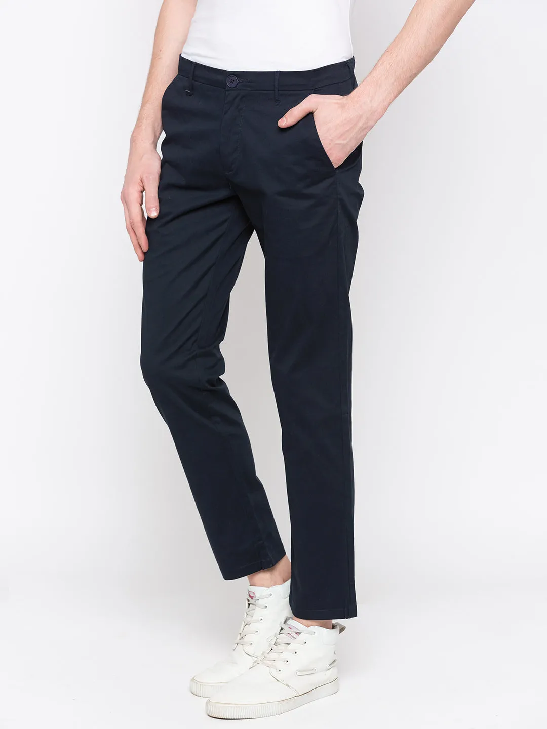 Spykar Men Navy Solid Slim Fit Chinos