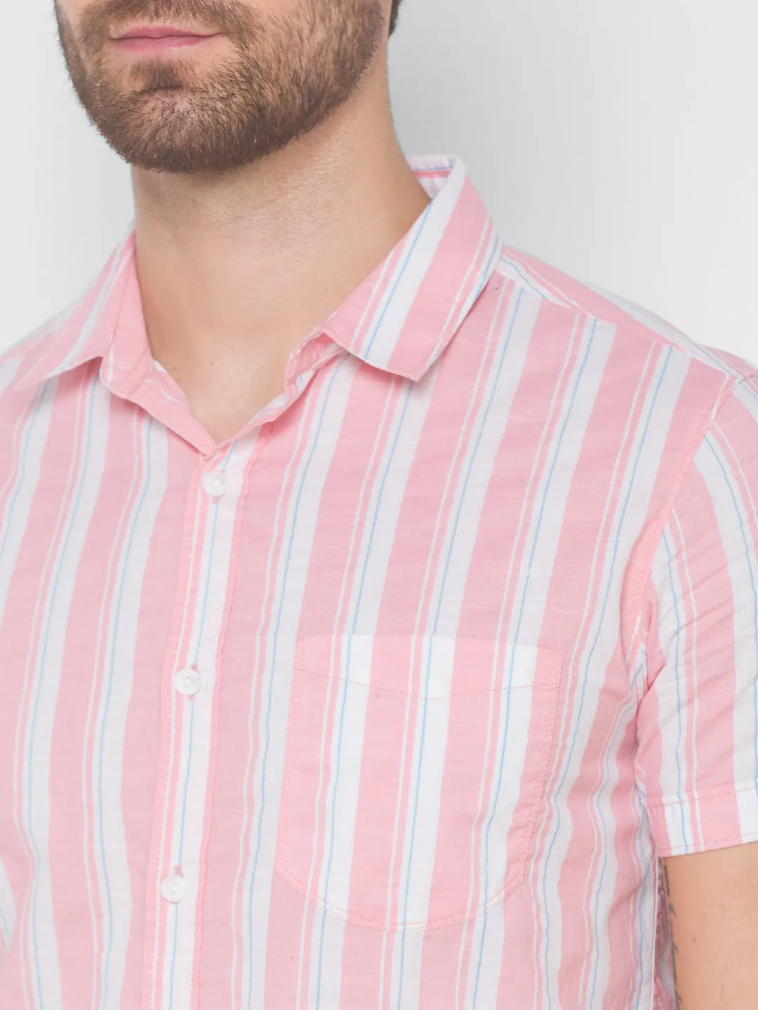 Spykar Men Peach Pink Cotton Shirts (Slim)