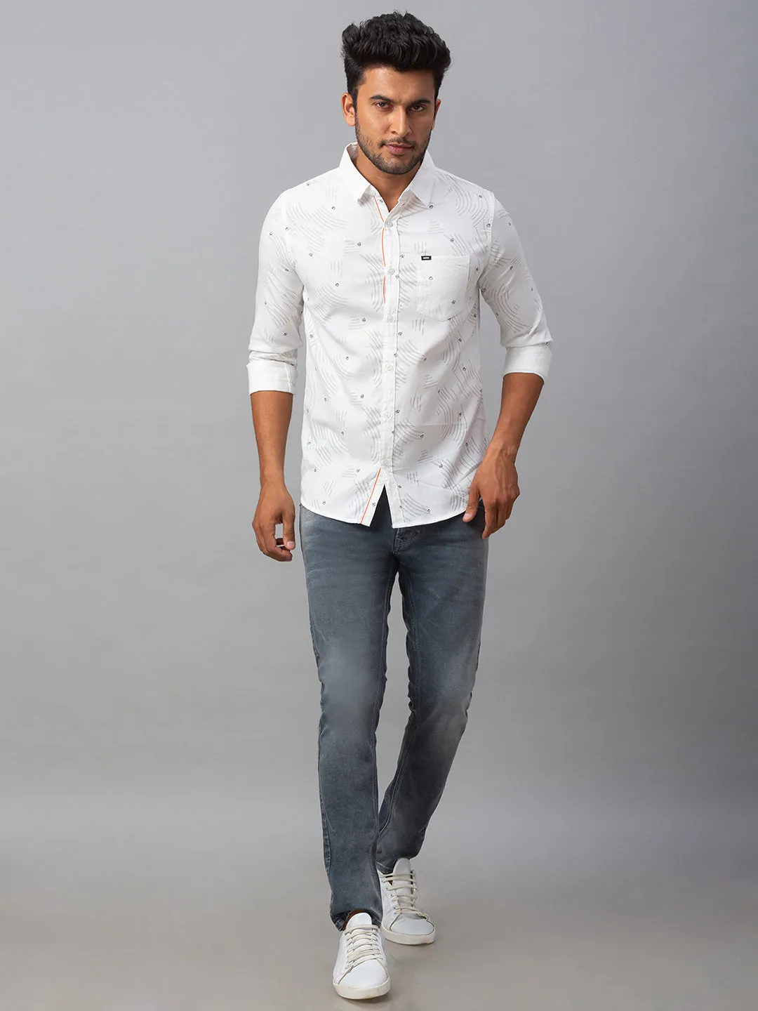 Spykar Men White Cotton Slim Fit Shirt