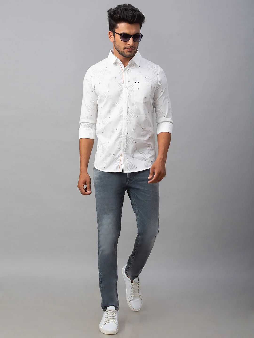 Spykar Men White Cotton Slim Fit Shirt