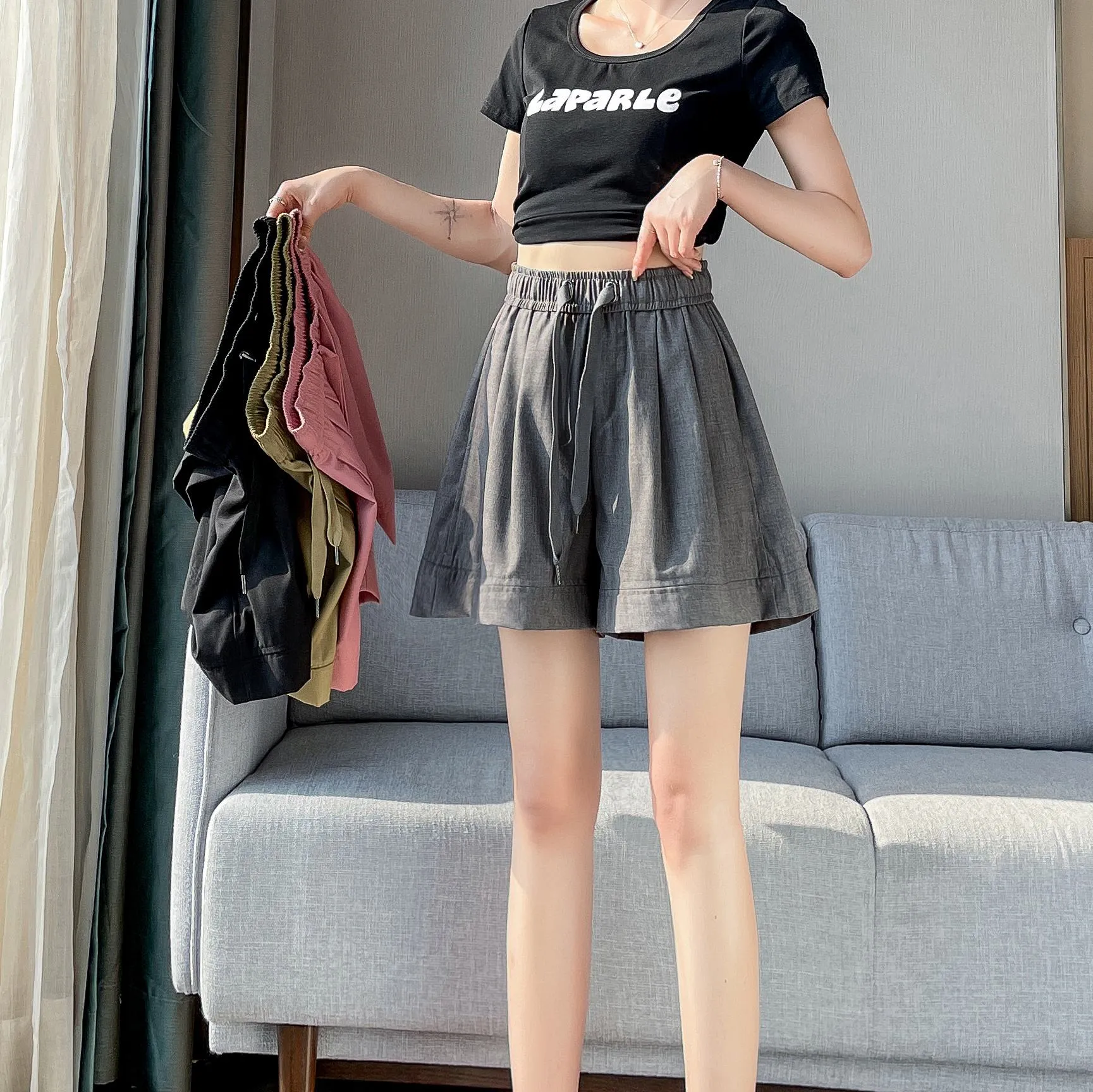 Thin Wide-Leg High-Waisted Loose-Fit Silky Drawstring Waist Sports Shorts