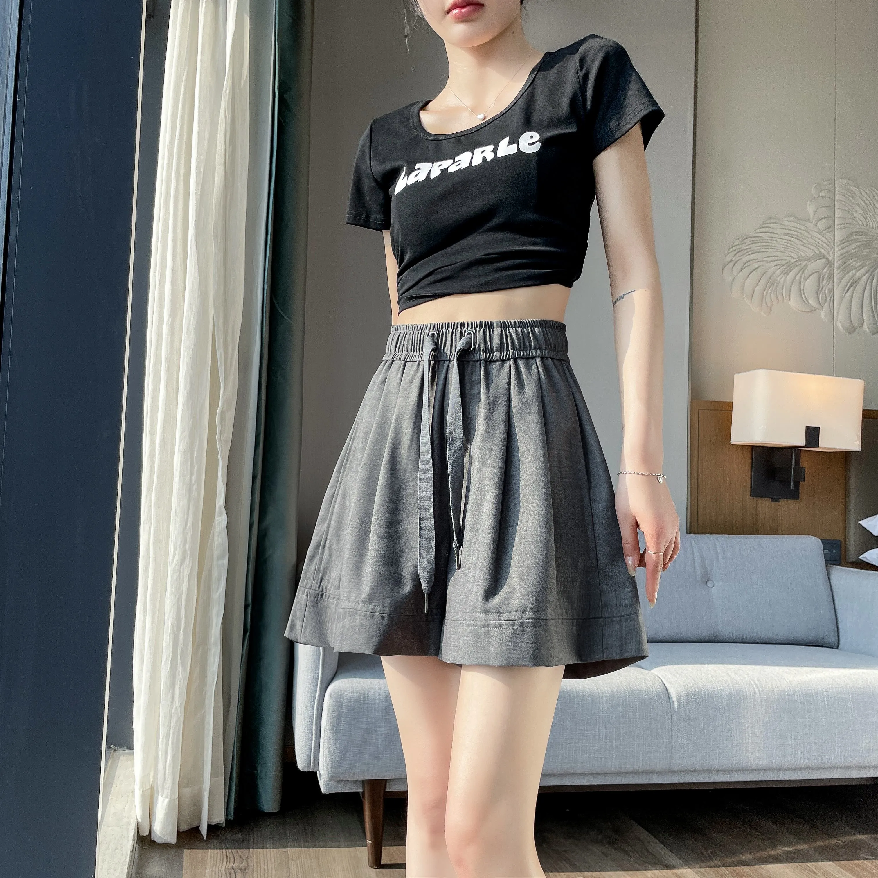 Thin Wide-Leg High-Waisted Loose-Fit Silky Drawstring Waist Sports Shorts