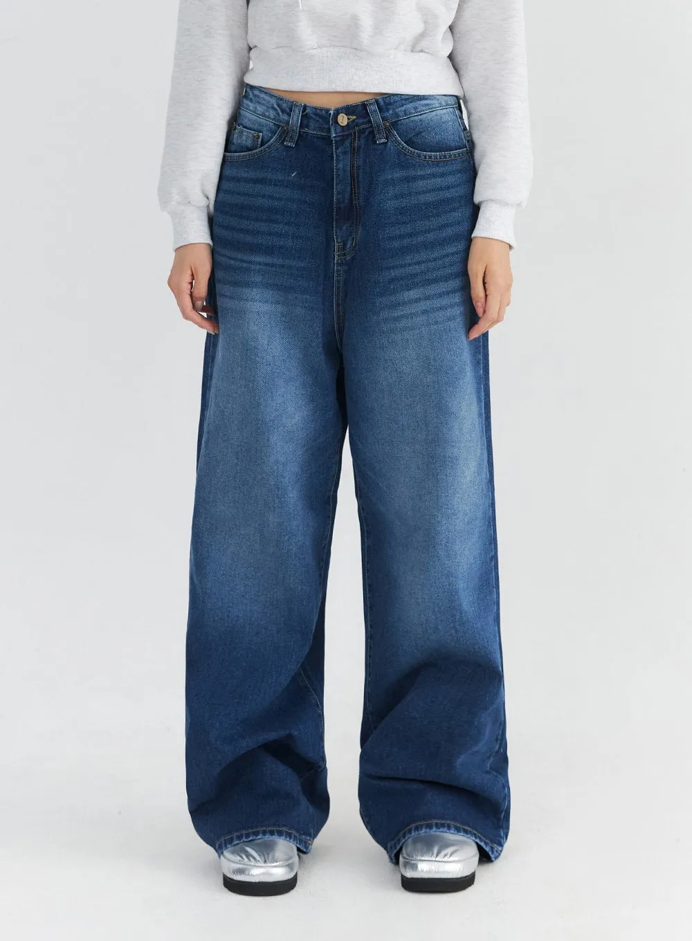 Washed Blue Wide Jeans CN301