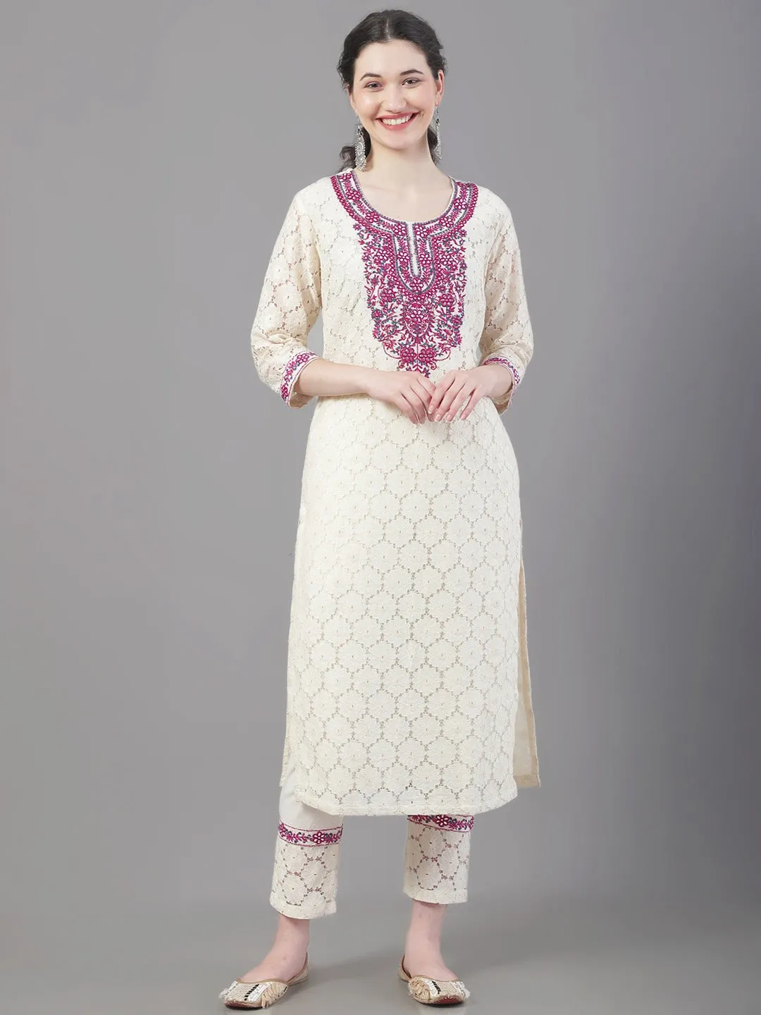 Women Embroidered Thread Work Pure Cotton Kurta With Trousers & With Dupatta