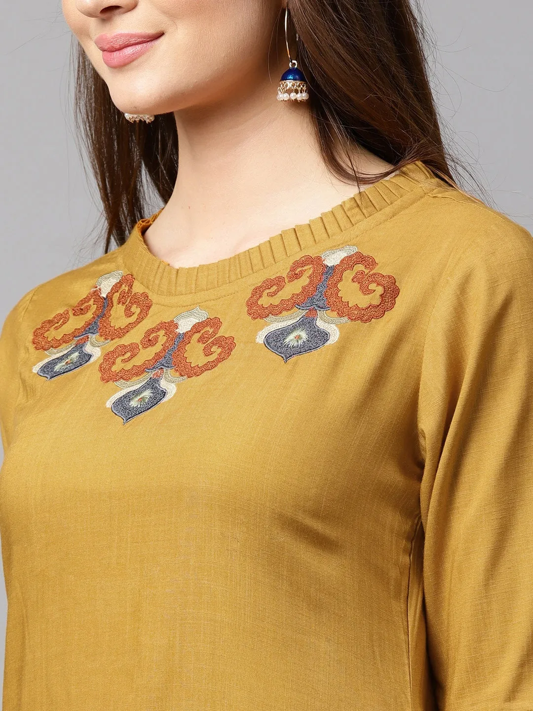 Women Mustard & Red Solid Kurta Set