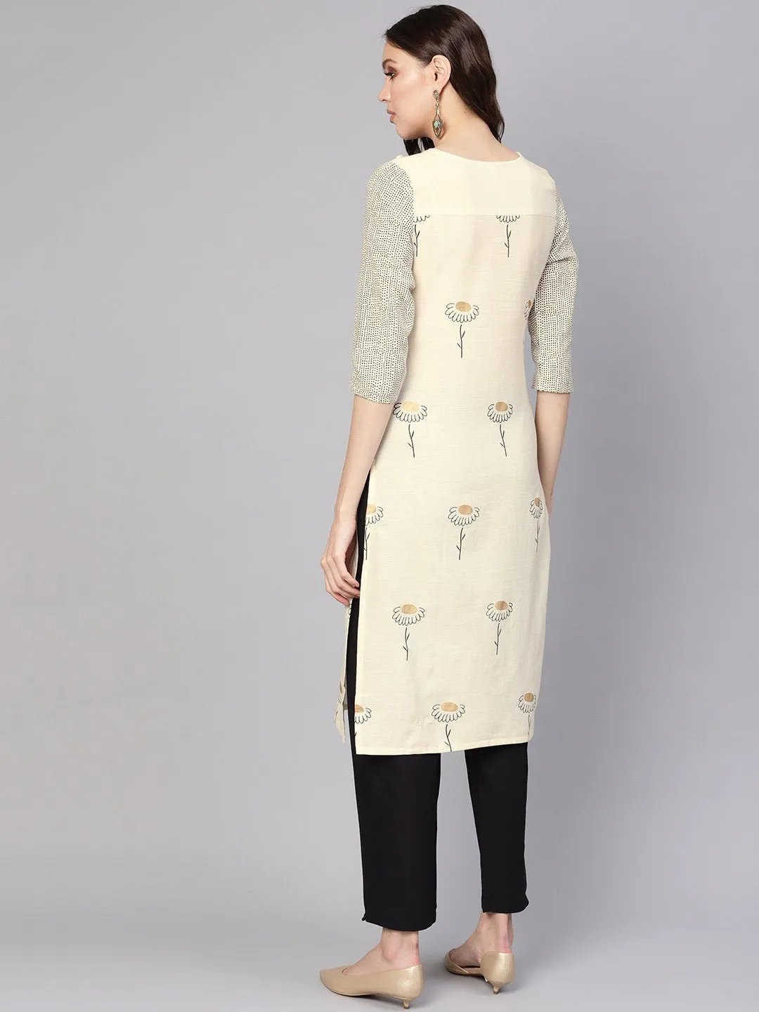 Women Off-White & Black Printed Kurta With Trousers