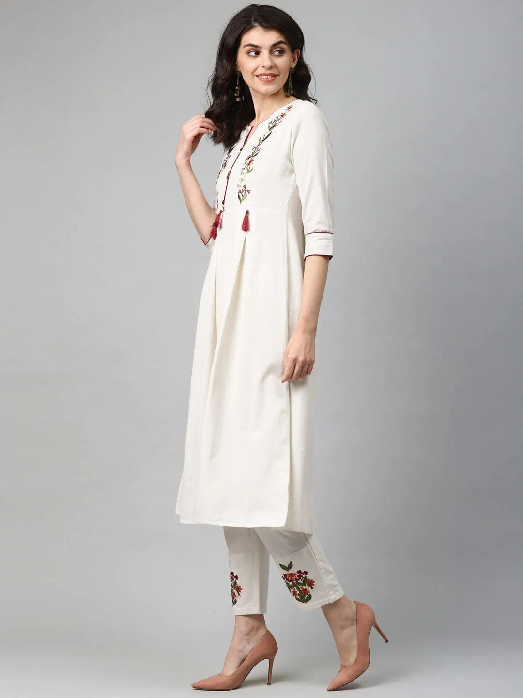 Women Off White Pure Cotton Kurta Set