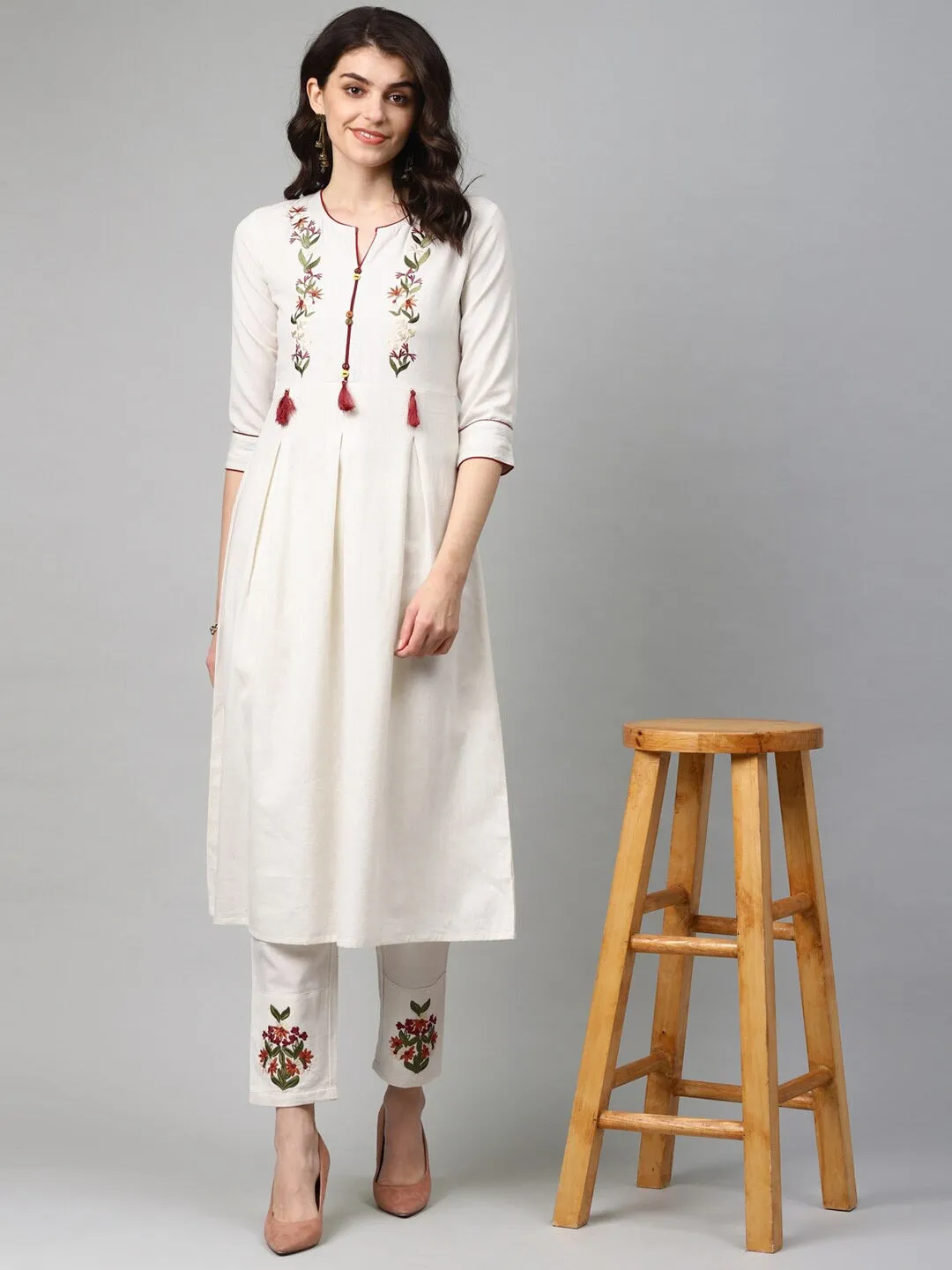 Women Off White Pure Cotton Kurta Set